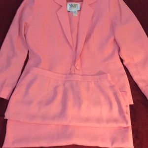 Pink 3-piece suit